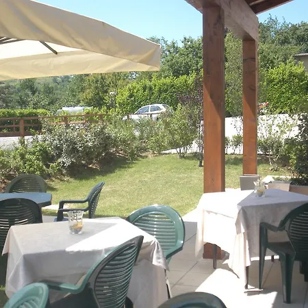 Hotel Montescano