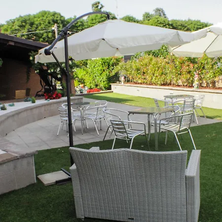 ホテル Hotel Montescano Montescano