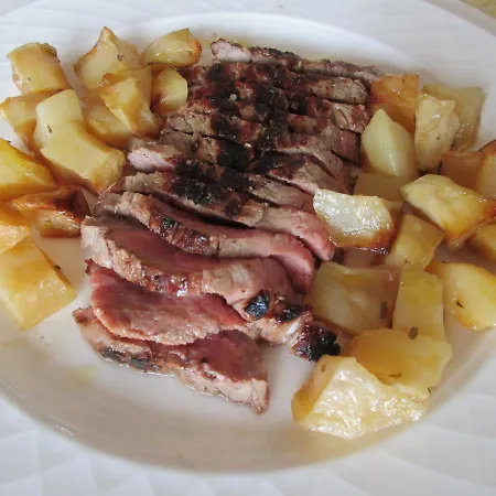 Hotel Montescano ホテル 4*