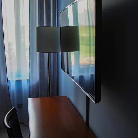 ホテル Hotel Montescano 4*