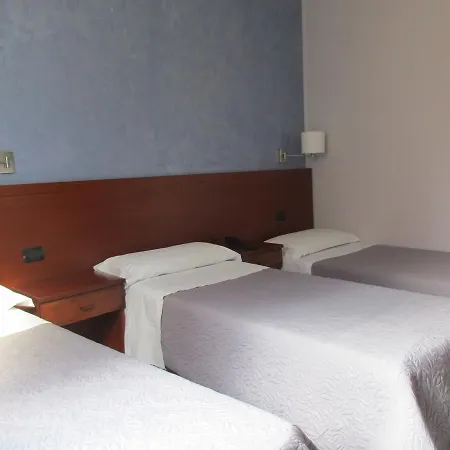 Hotel Montescano ホテル
