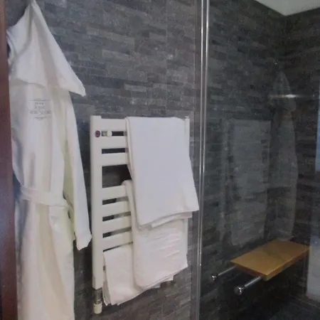 Hotel Montescano ホテル Montescano