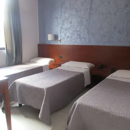 Hotel Montescano 4*